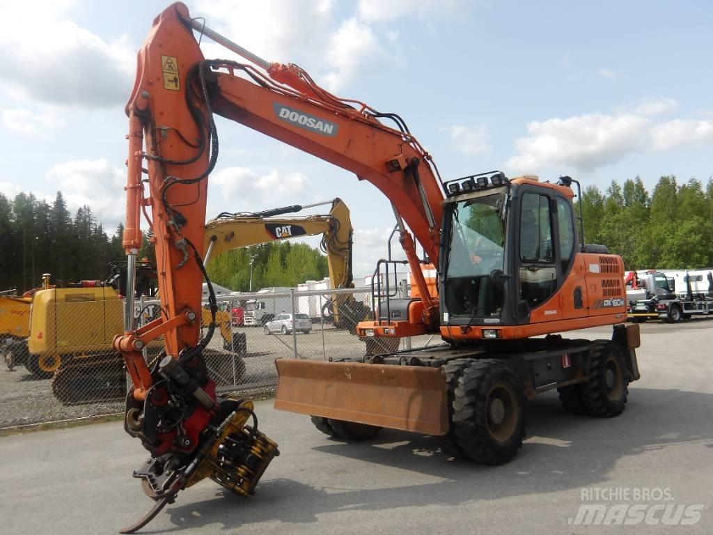 Doosan DX 160 W ホイール式油圧ショベル（パワーショベル・ユンボ・バックホー）