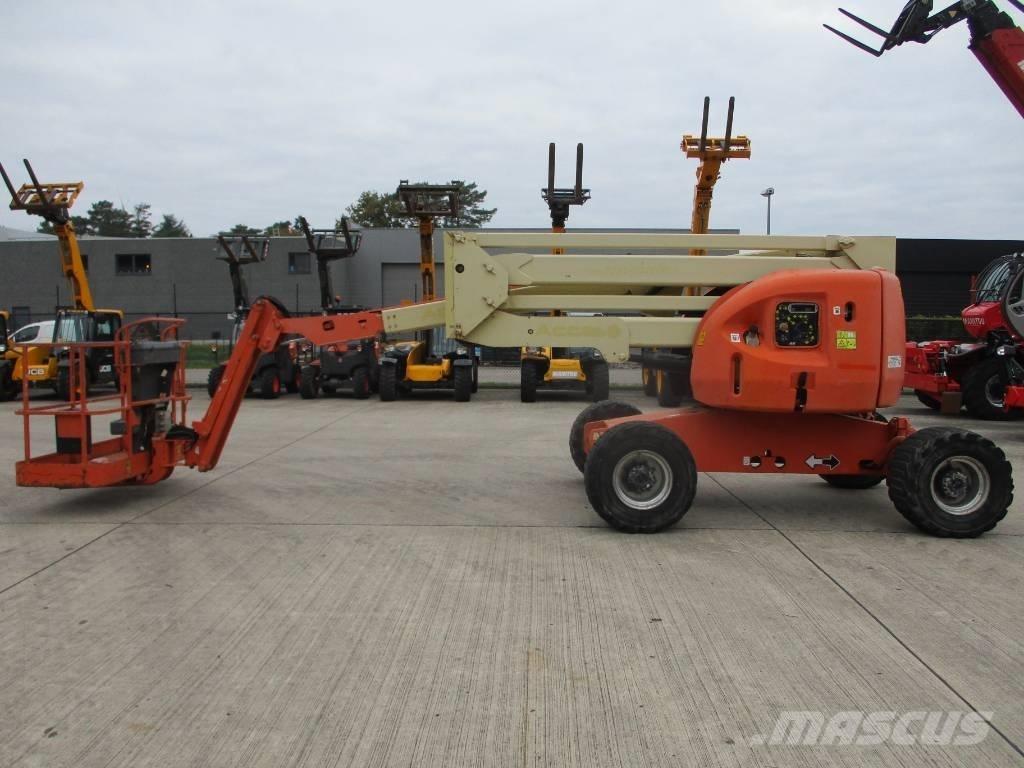 JLG 510 AJ (390) 小型自走式ブームリフト