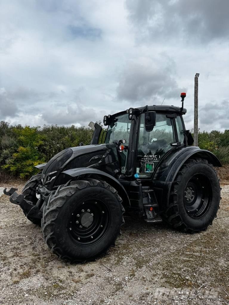 Valtra N 155 EA トラクター