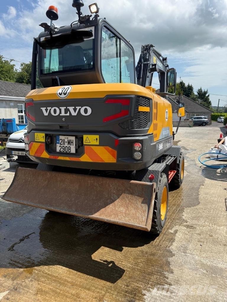 Volvo EW 60 E ホイール式油圧ショベル（パワーショベル・ユンボ・バックホー）