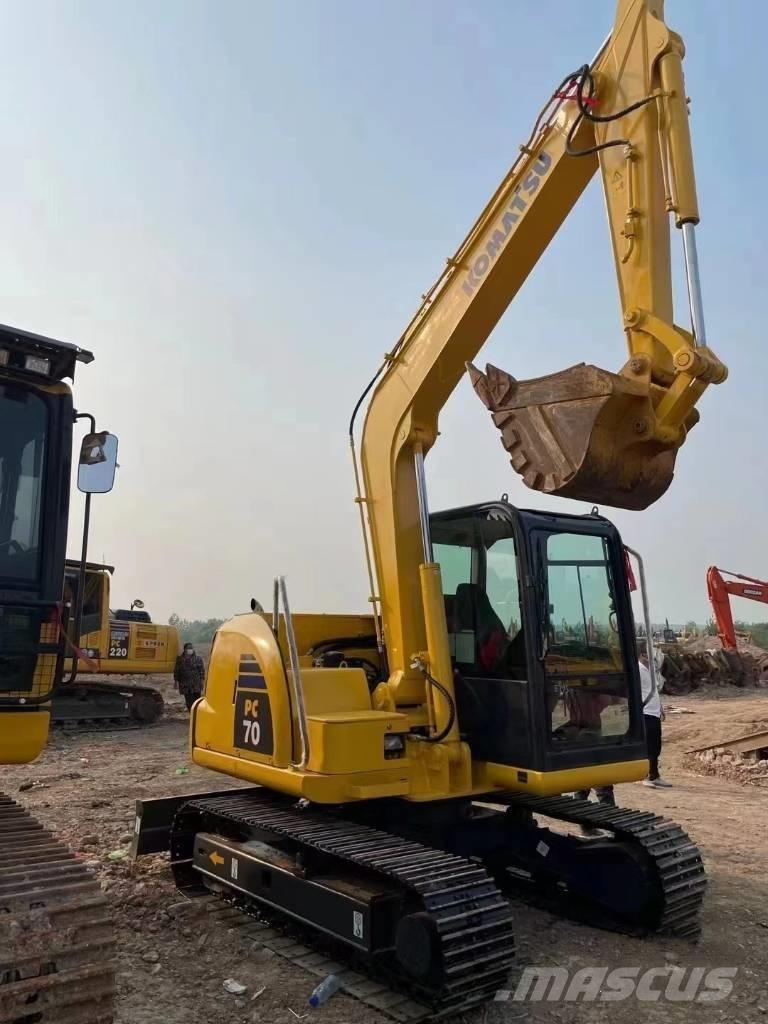 Komatsu PC 70-8 ミニ油圧ショベル 7t以下（ミニユンボ・ミニディガー）