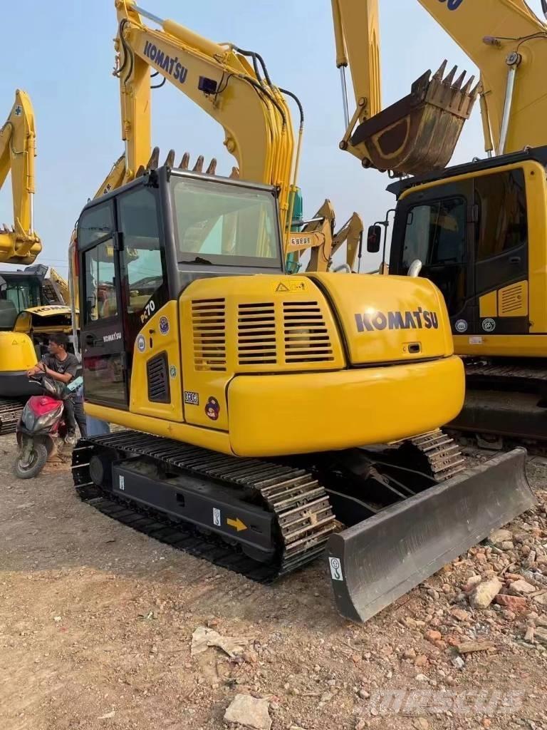 Komatsu PC 70-8 ミニ油圧ショベル 7t以下（ミニユンボ・ミニディガー）