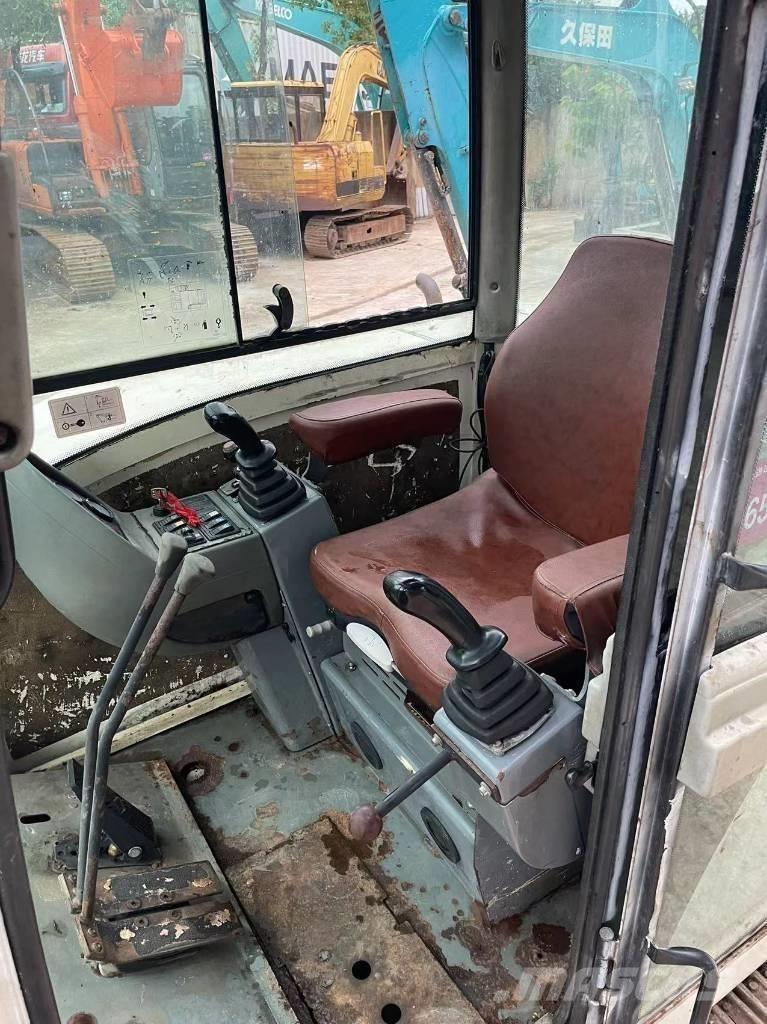 Terex TC 65 ミニ油圧ショベル 7t以下（ミニユンボ・ミニディガー）