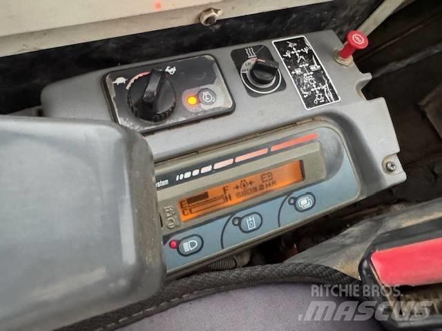 Kubota KX 101-3 ミニ油圧ショベル 7t以下（ミニユンボ・ミニディガー）