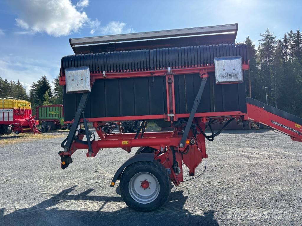 Kuhn Merge Maxx 950 ウィンドローア/レーキ