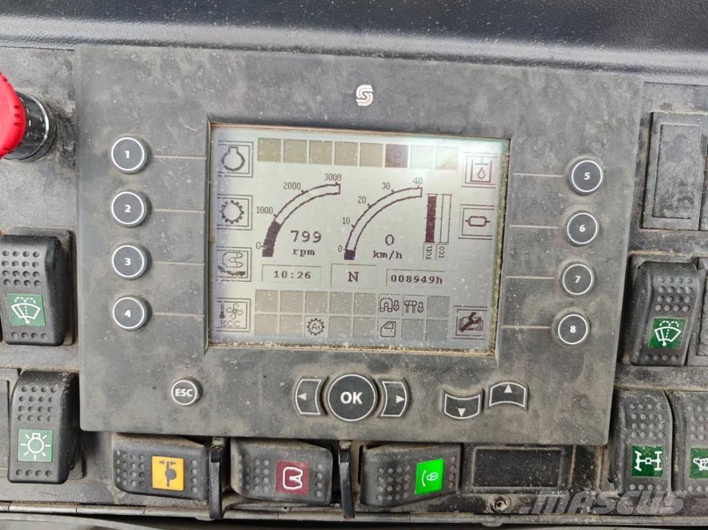 Kalmar TR618i 4x4 ターミナルトラクター