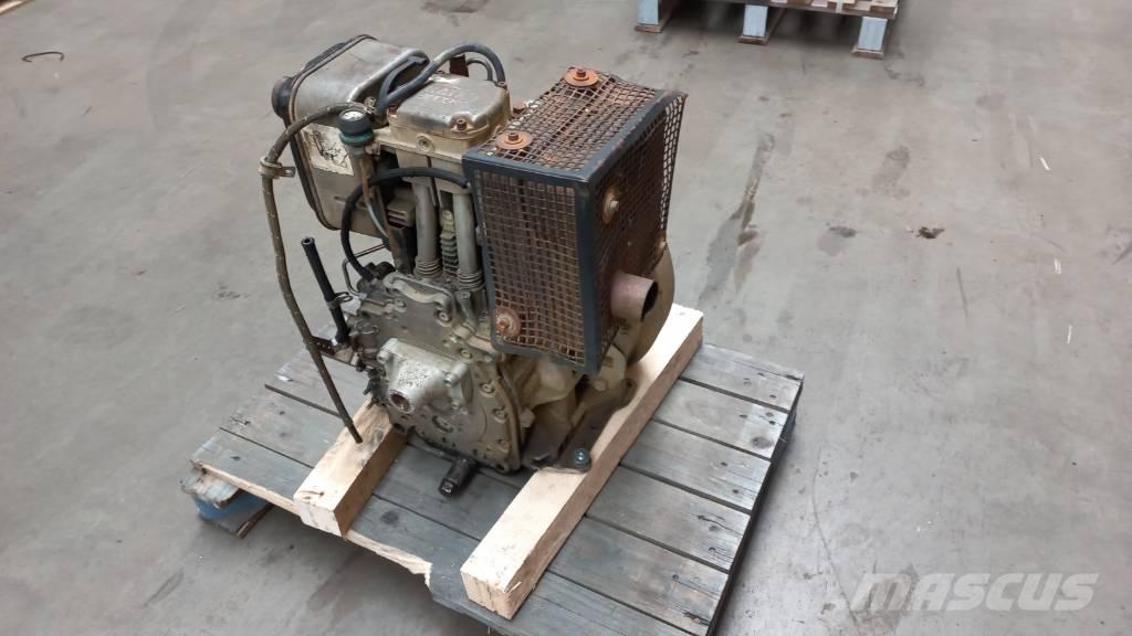 Hatz 1D81Z エンジン