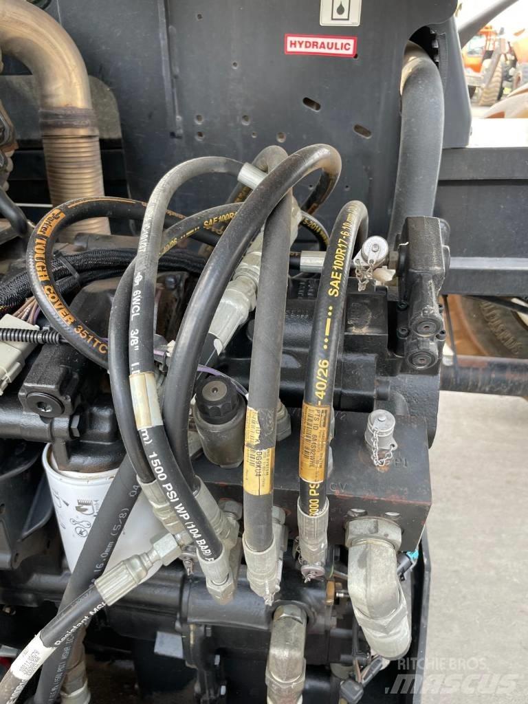 JLG 1255A テレスコーピックハンドラー
