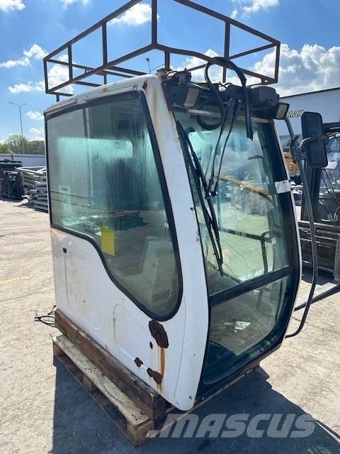 Liebherr R 914 C CAB キャビン及び内装