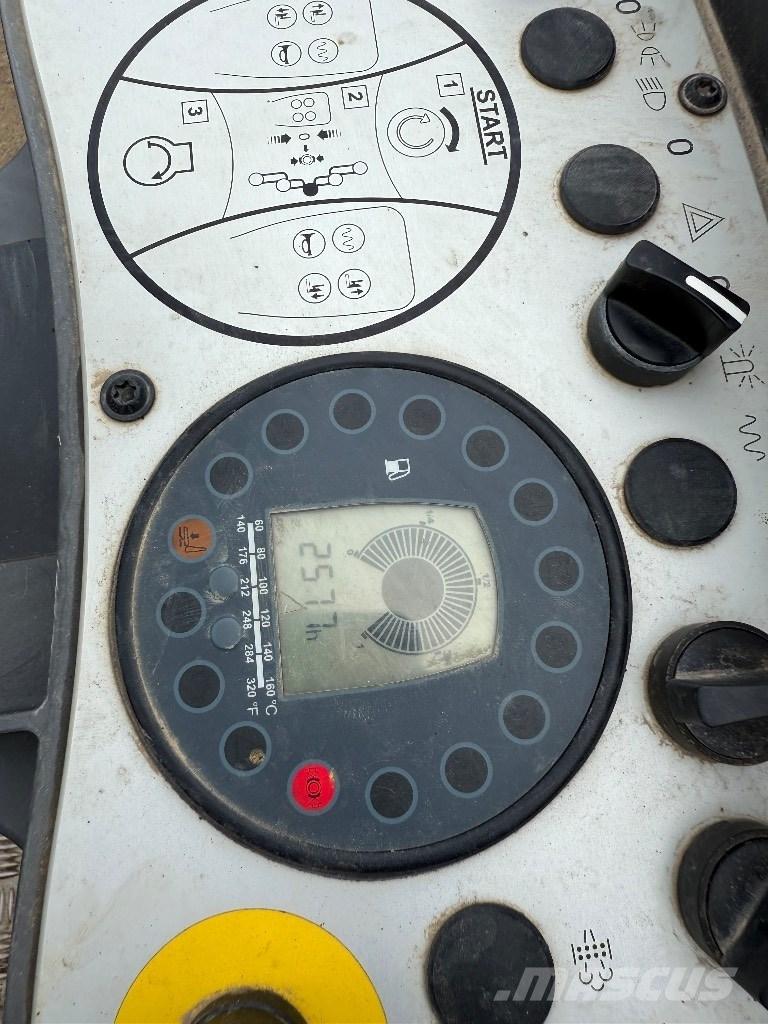 Bomag BW 120 AD-5 タンデムローラ