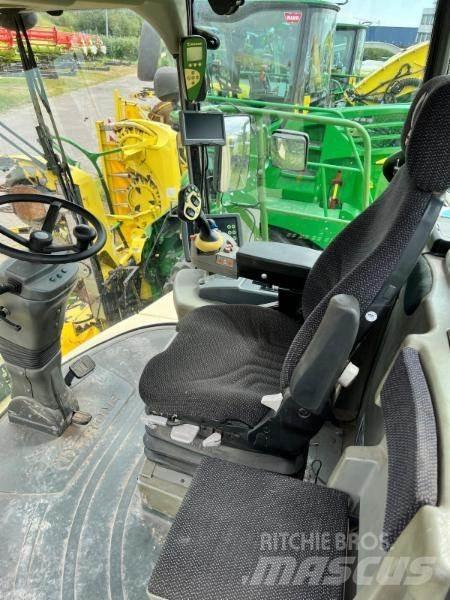 Krone Big X 700 自走式フォレージハーベスター