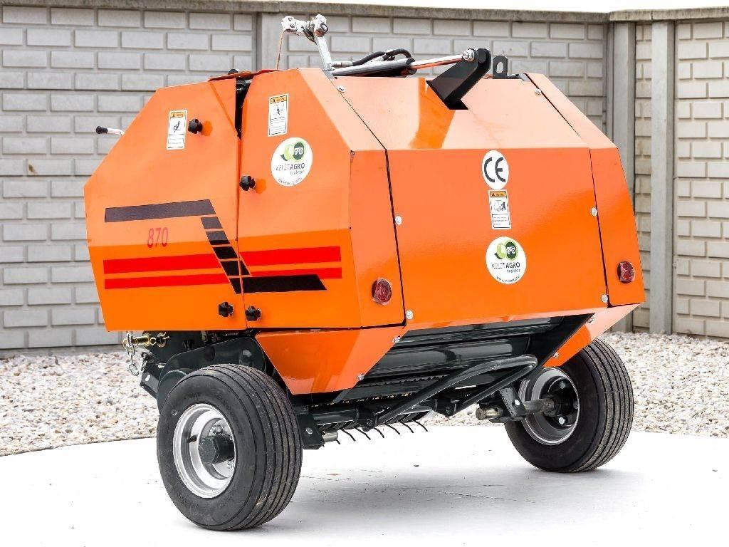  Komondor RKB-870 ラウンドベーラー