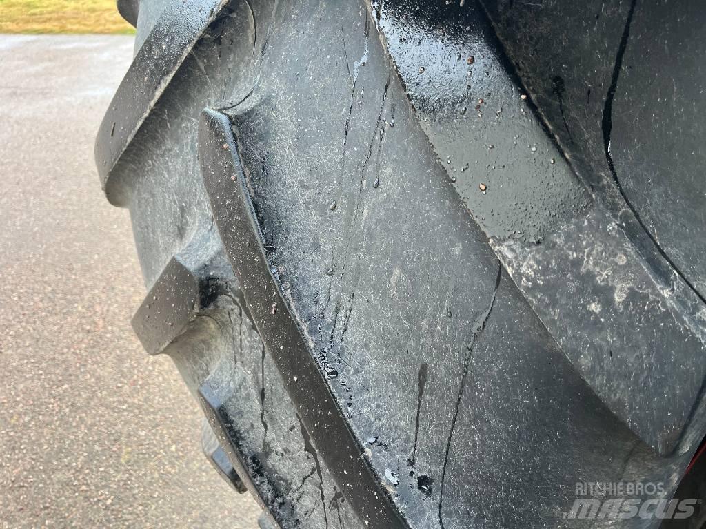 Fendt 724 Profi Plus トラクター