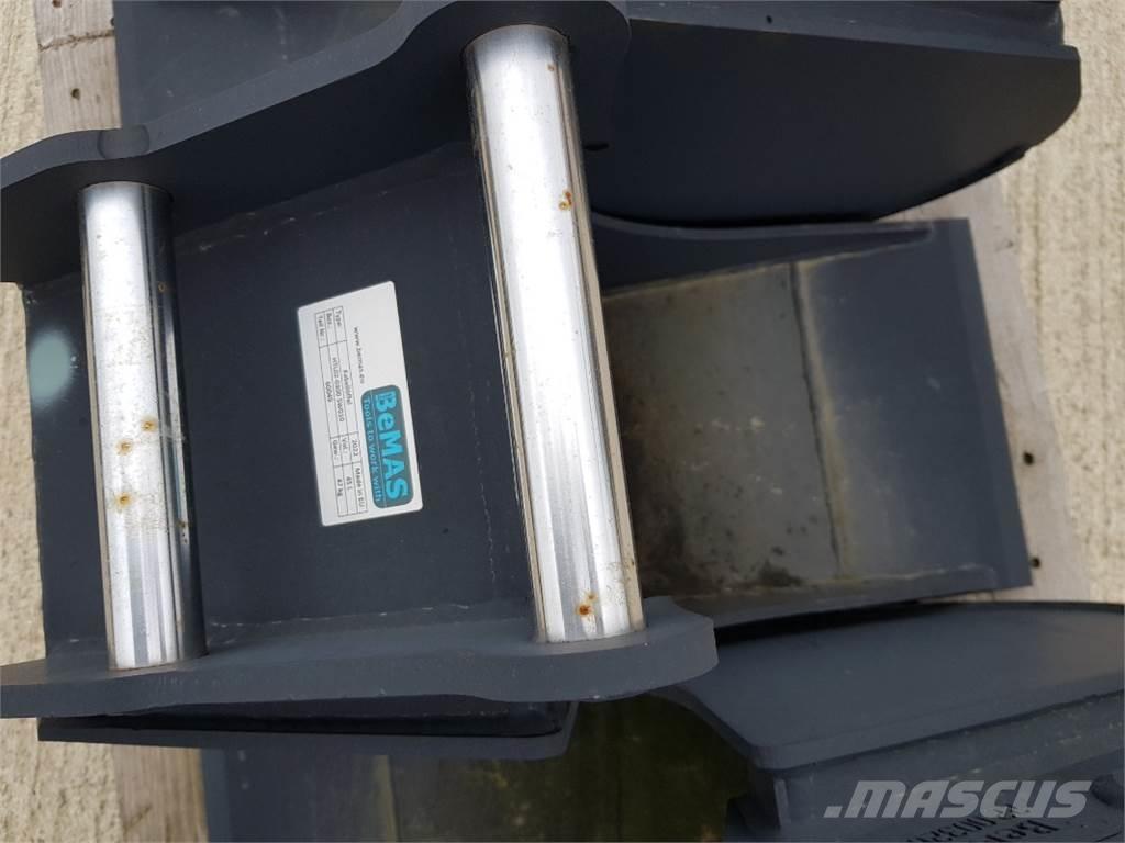  Bemas TL 300 SW010 バックホー