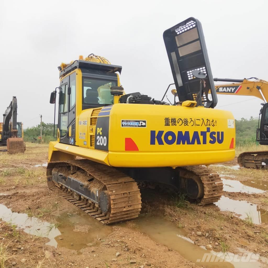 Komatsu PC200-8 大型油圧ショベル12t以上（パワーショベル・ユンボ）