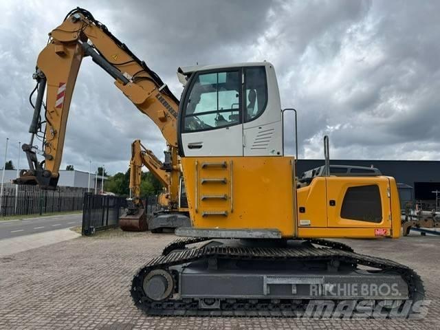 Liebherr LH 22 C 廃棄物／工業産廃処理機