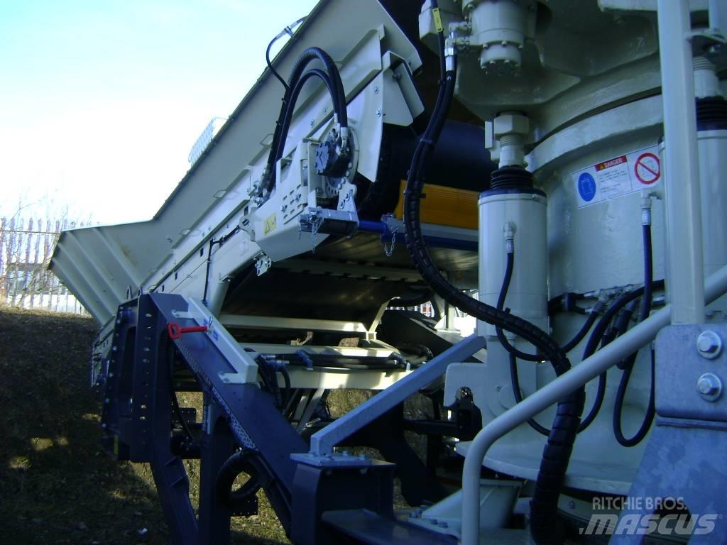 Metso LT 300 HP 自走式クラッシャー