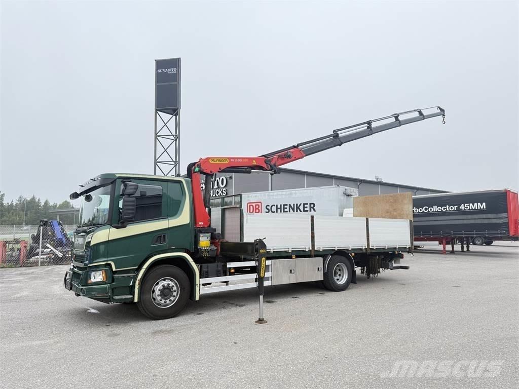 Scania P320 4x2 クレーントラック、ユニック車
