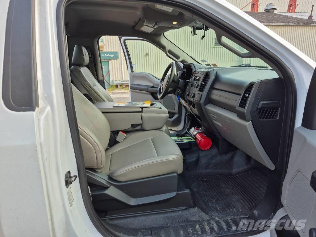 Ford F 450 平ボディー