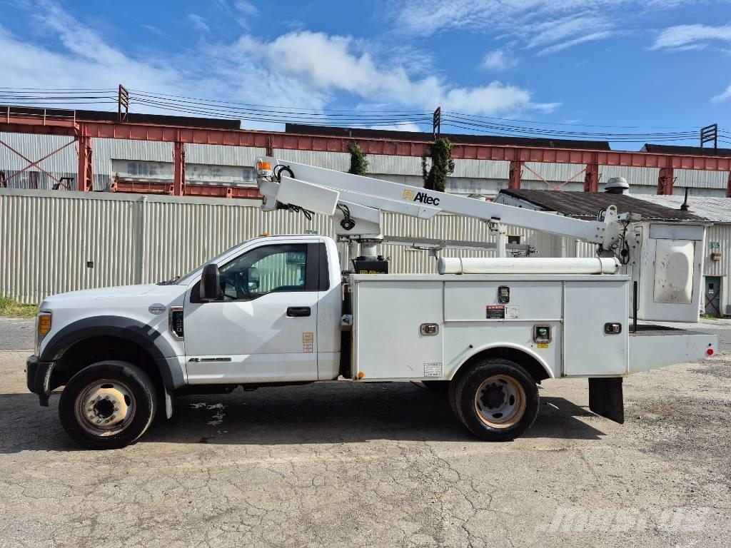 Ford F 450 平ボディー