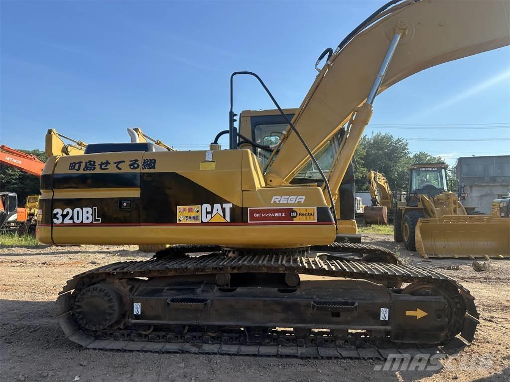 CAT 320 B 大型油圧ショベル12t以上（パワーショベル・ユンボ）