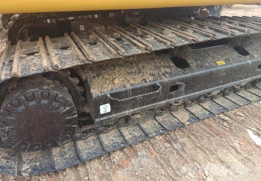 CAT 320D2L 大型油圧ショベル12t以上（パワーショベル・ユンボ）