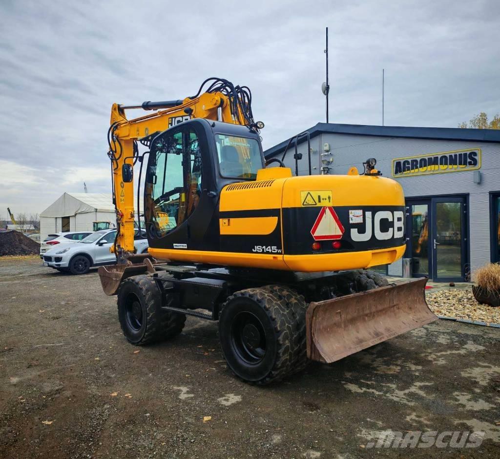 JCB JS 145 W ホイール式油圧ショベル（パワーショベル・ユンボ・バックホー）