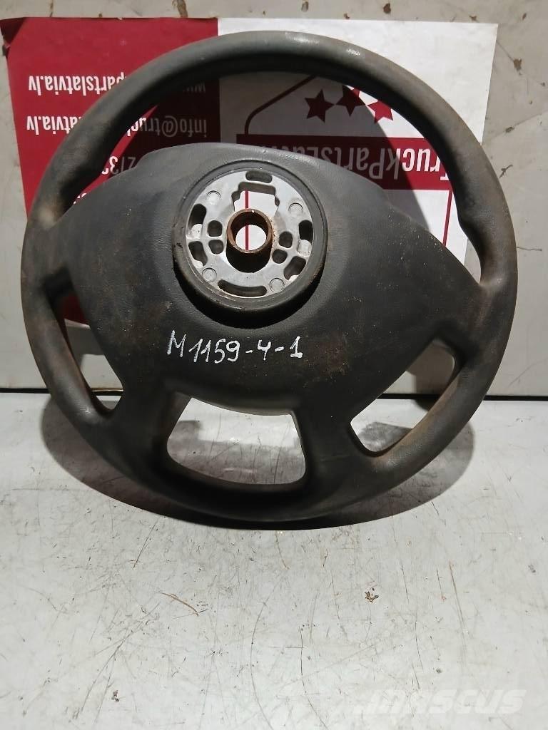 MAN TGX   81464306027 キャビン及び内装