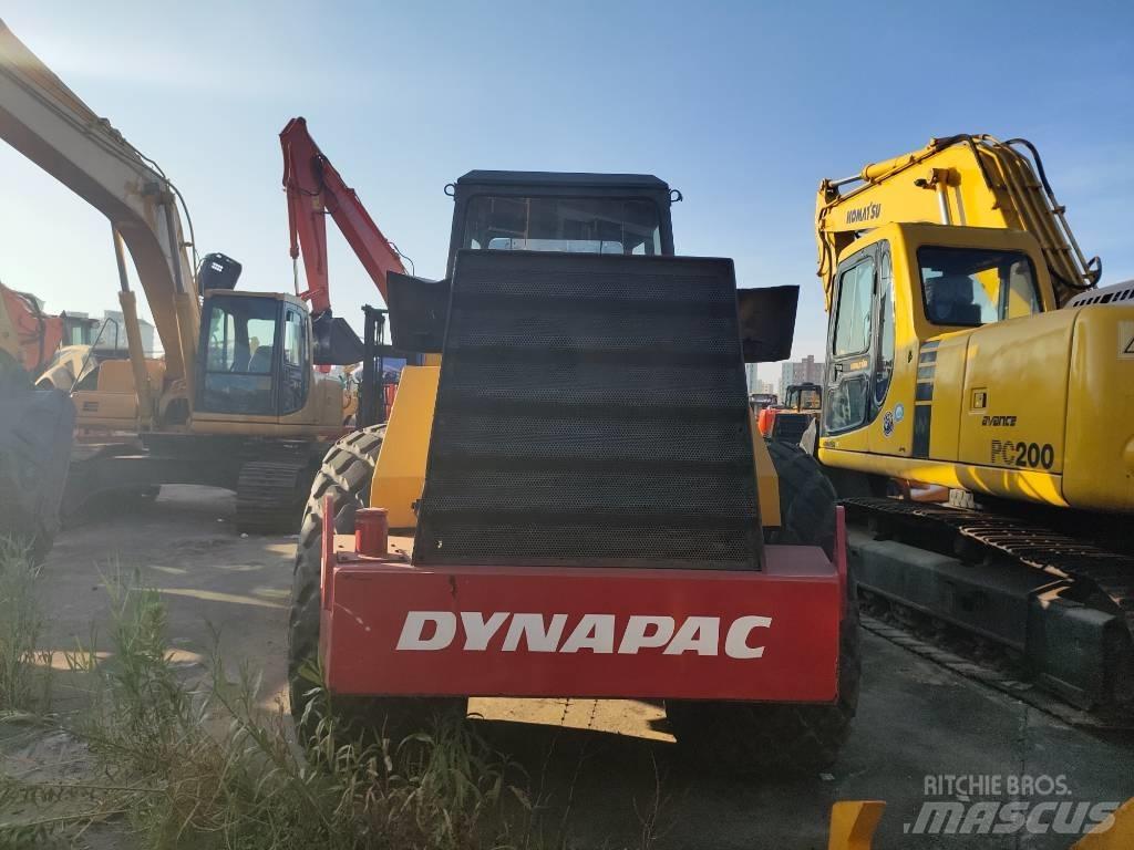 Dynapac CA 251 D 振動ローラ