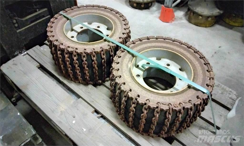 Valmet / Komatsu 360 ハーベスタヘッド