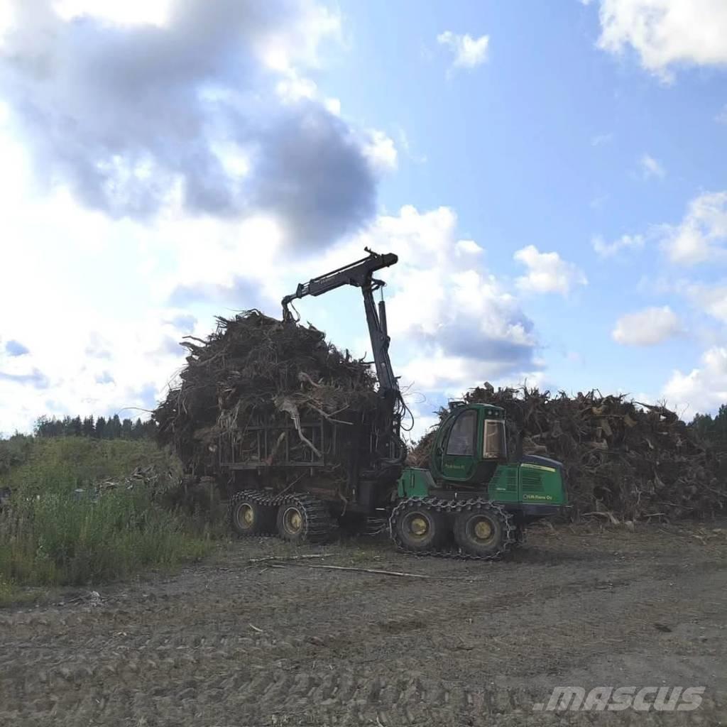 John Deere 1210 E フォワーダー