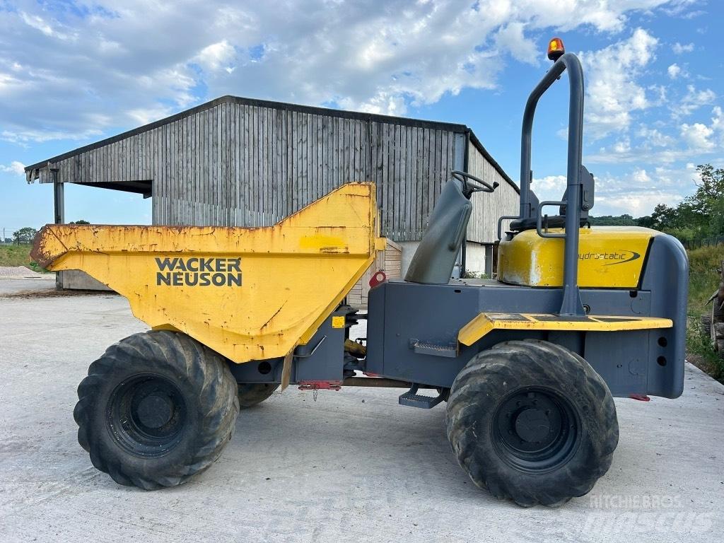 Wacker Neuson 6001 サイト　ダンプ
