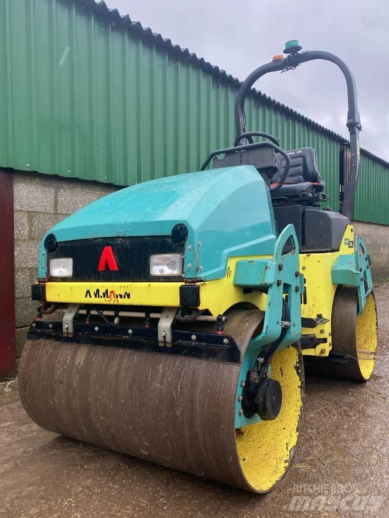 Ammann ARX 26K タンデムローラ