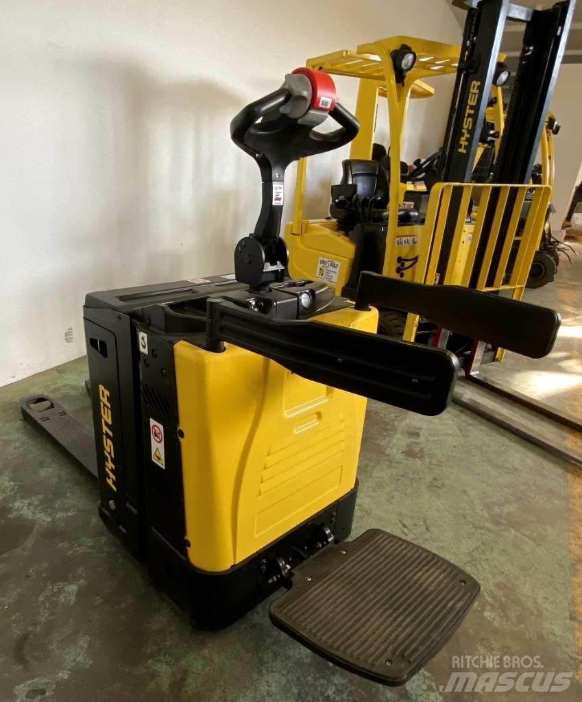 Hyster P2.0S FBW ウォーキンフォークリフト