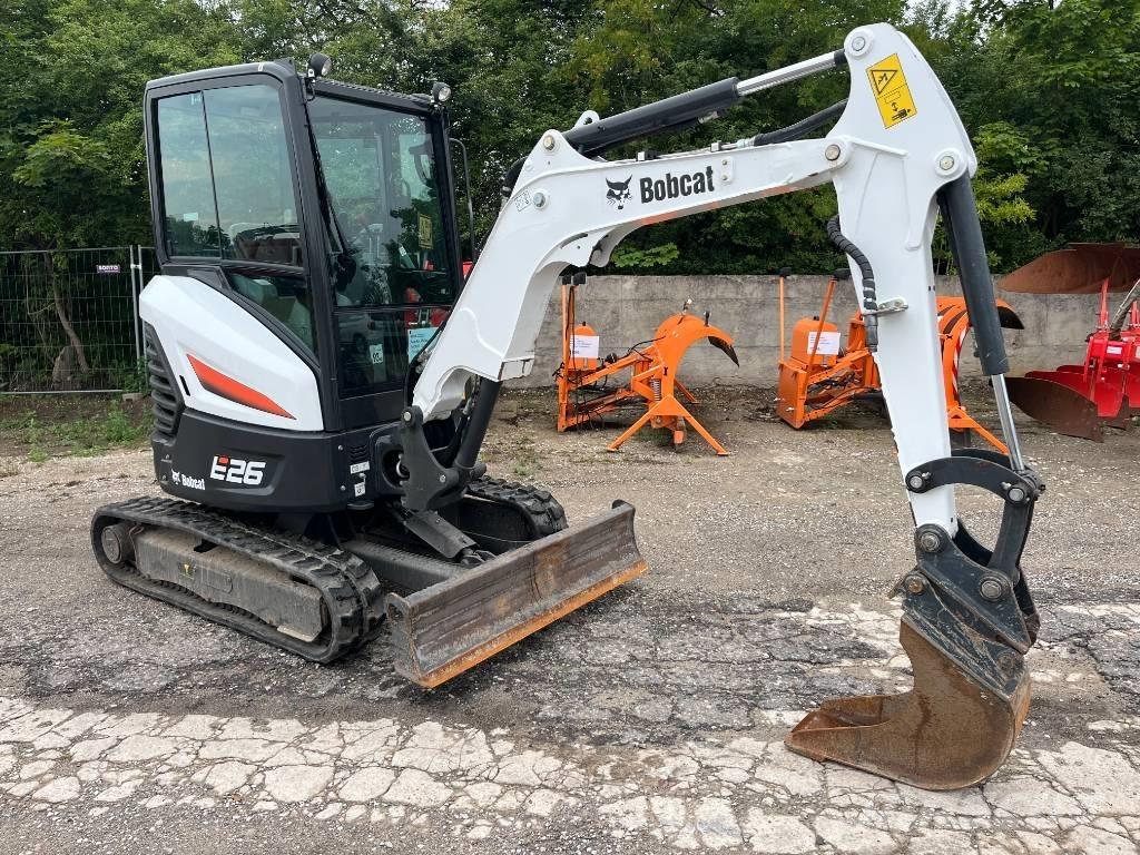 Bobcat E 26 ミニ油圧ショベル 7t以下（ミニユンボ・ミニディガー）