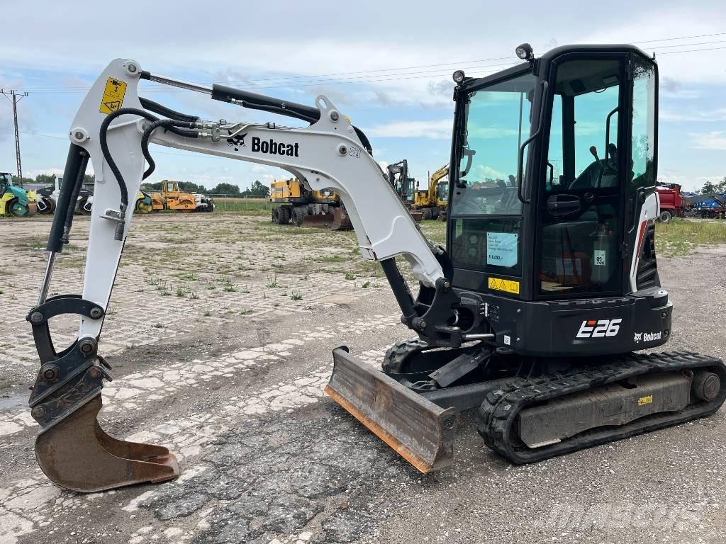 Bobcat E 26 ミニ油圧ショベル 7t以下（ミニユンボ・ミニディガー）