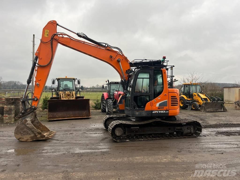 Doosan DX 140 LCR-5 大型油圧ショベル12t以上（パワーショベル・ユンボ）