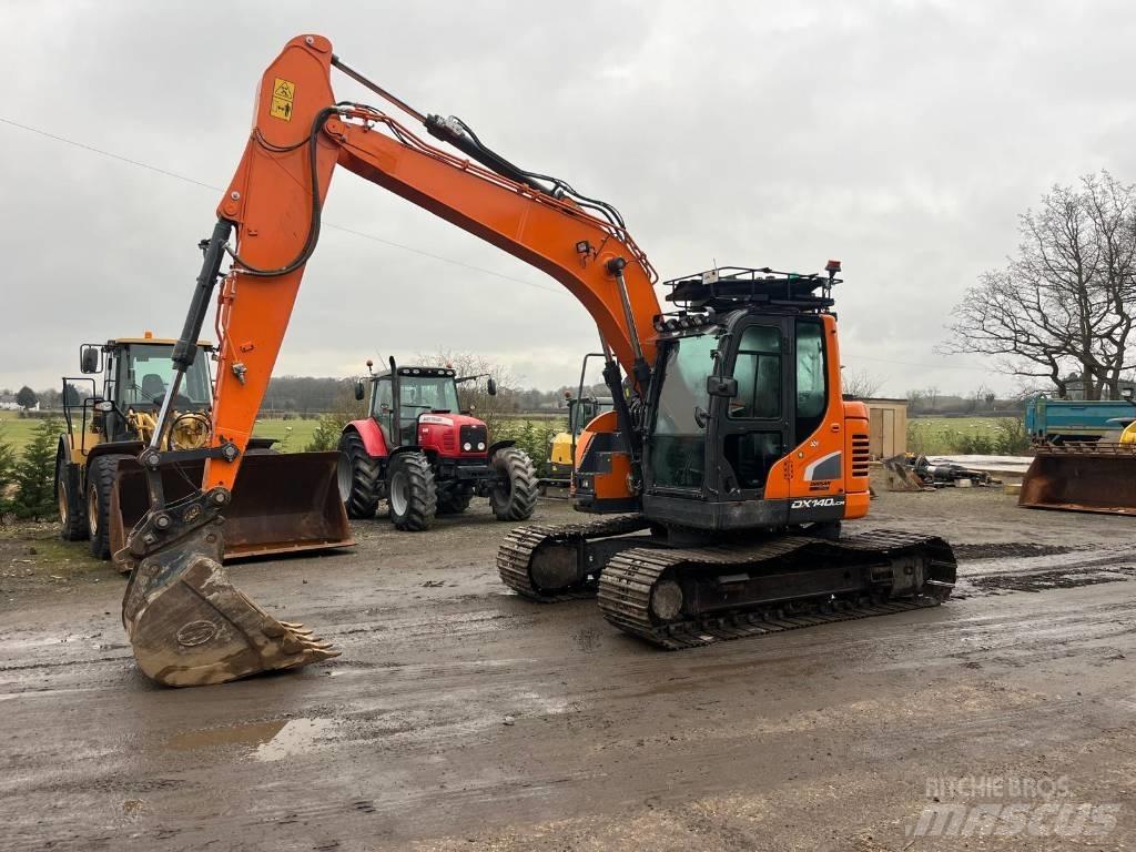 Doosan DX 140 LCR-5 大型油圧ショベル12t以上（パワーショベル・ユンボ）