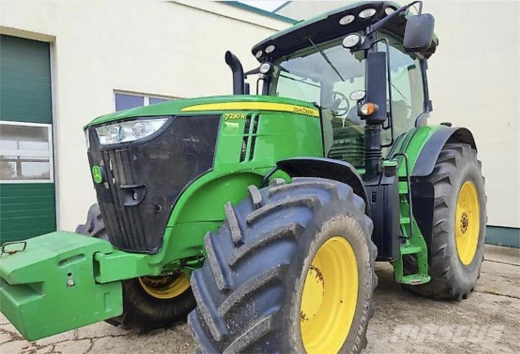 John Deere 7230 R トラクター