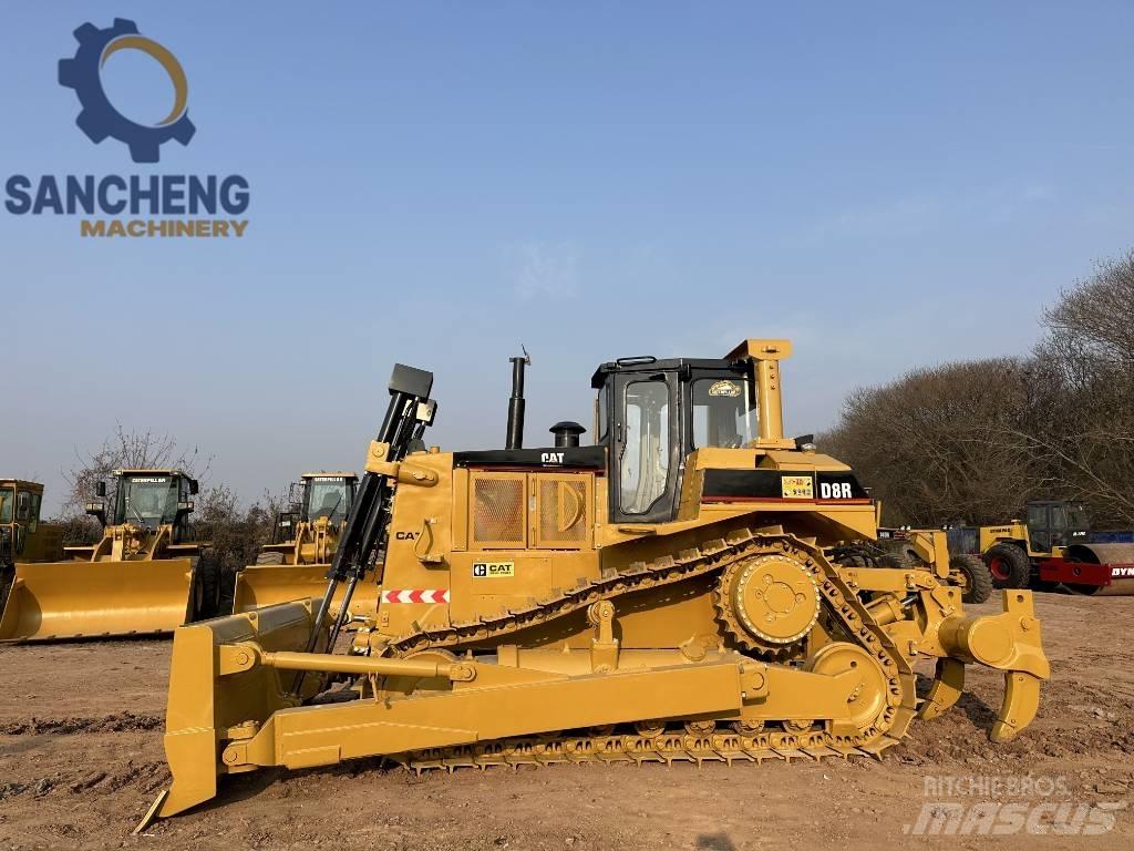 CAT D8R ブルドーザー