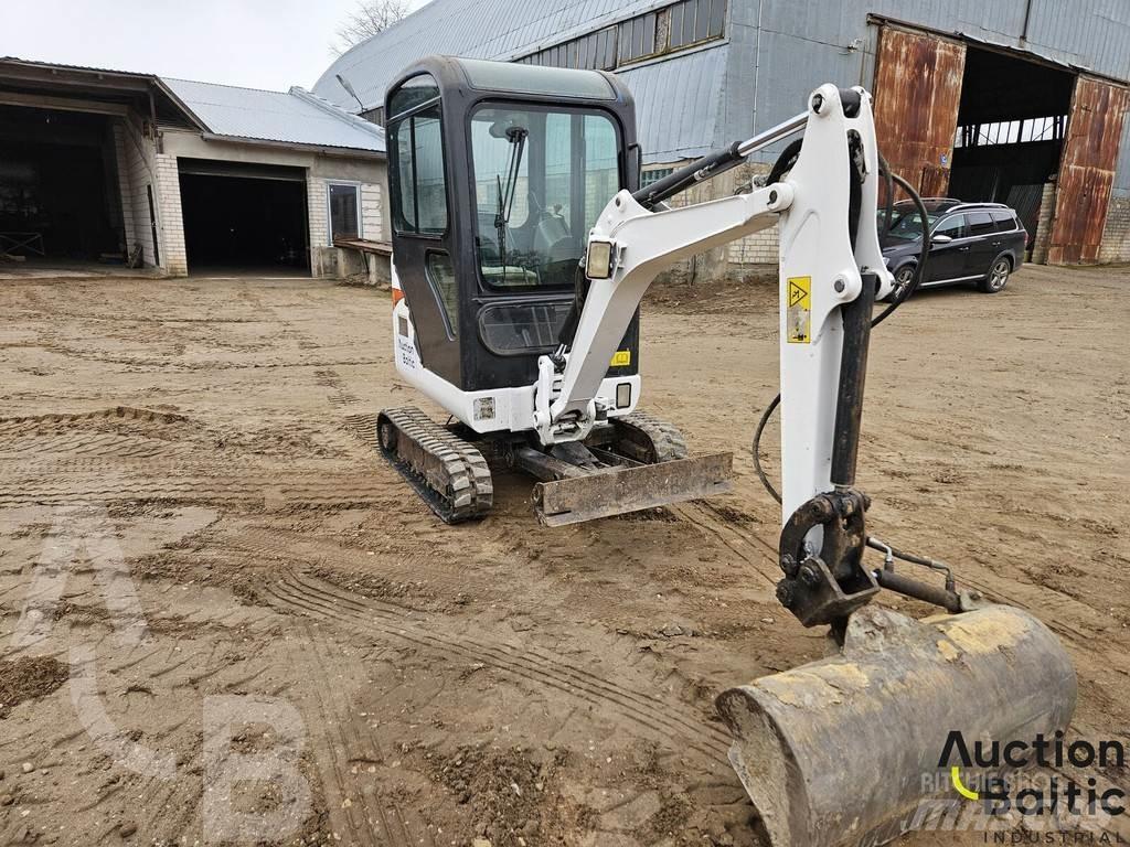 Bobcat E 14 ミニ油圧ショベル 7t以下（ミニユンボ・ミニディガー）