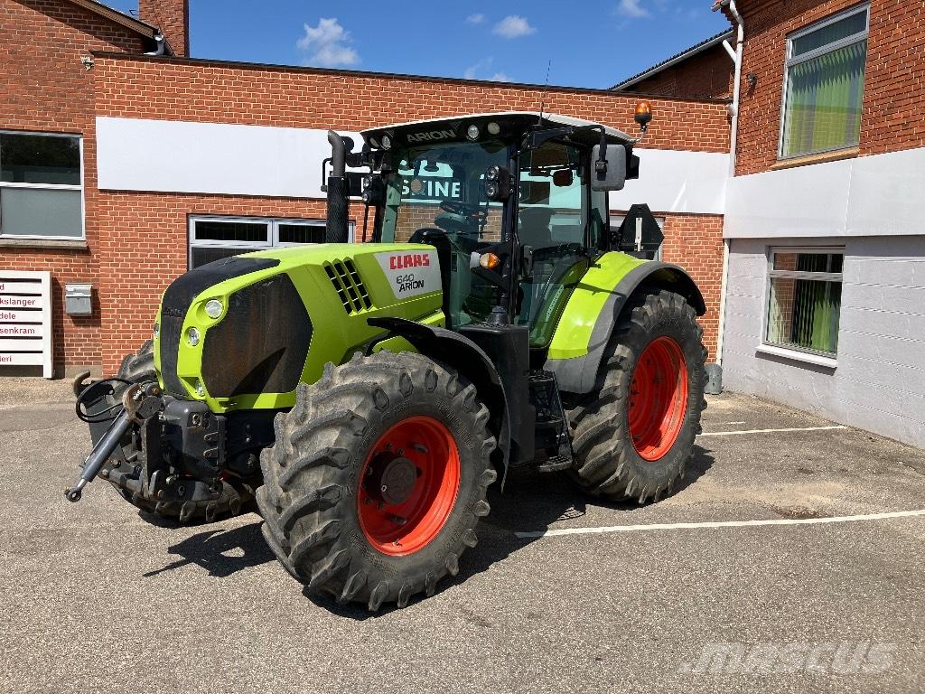 CLAAS Arion 640 CIS+ トラクター