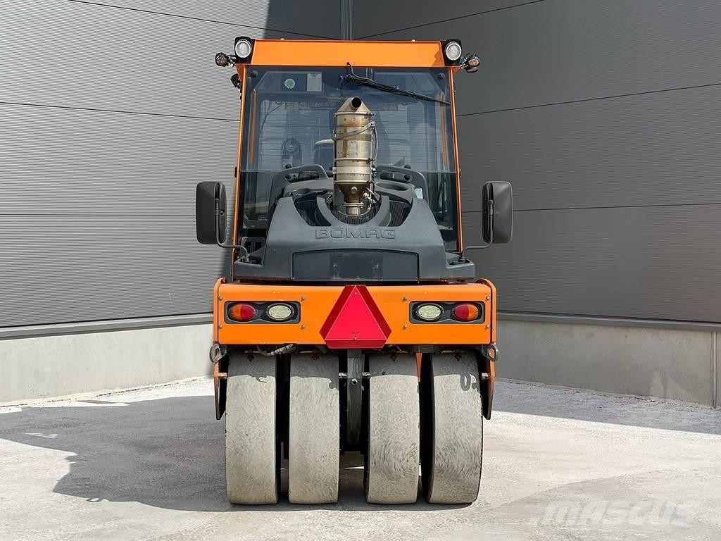 Bomag BW 154 ACP コンバインドローラ