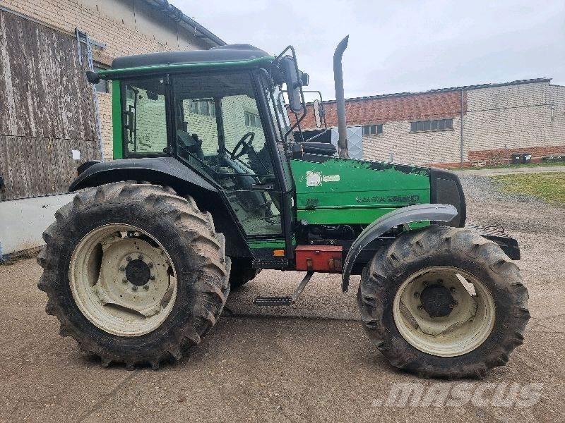 Valtra Valmet 900 トラクター