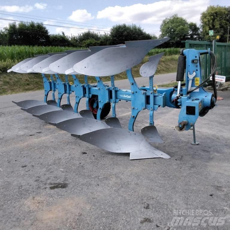 Lemken EurOpal 8 リバーシブルプラウ