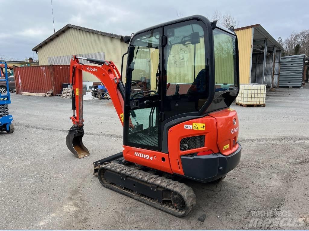 Kubota KX -019-4 ミニ油圧ショベル 7t以下（ミニユンボ・ミニディガー）