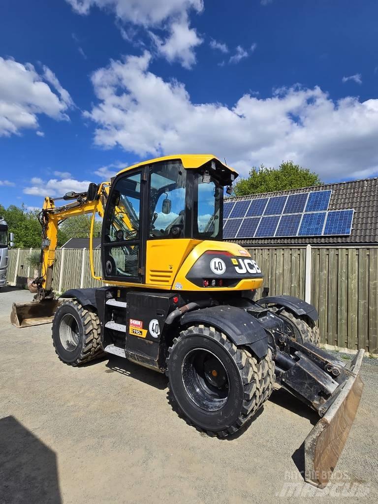 JCB 110 W Hydradig ホイール式油圧ショベル（パワーショベル・ユンボ・バックホー）