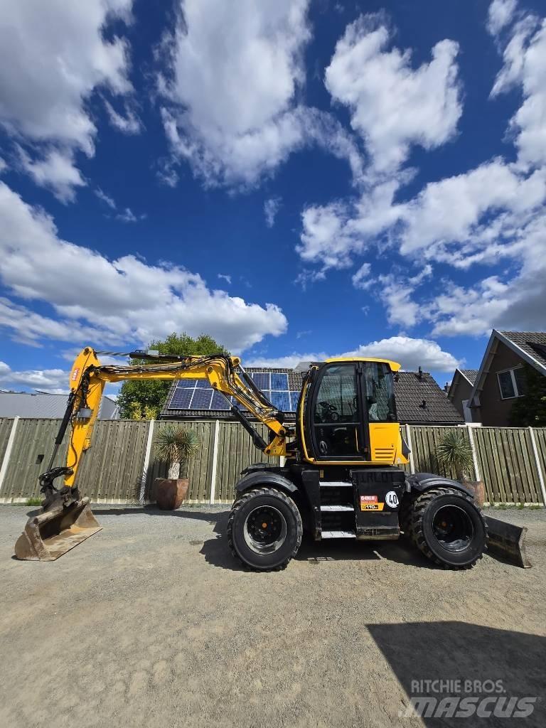 JCB 110 W Hydradig ホイール式油圧ショベル（パワーショベル・ユンボ・バックホー）