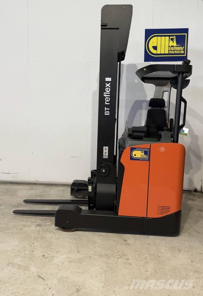 BT truck RRE 140HE リーチフォークリフト