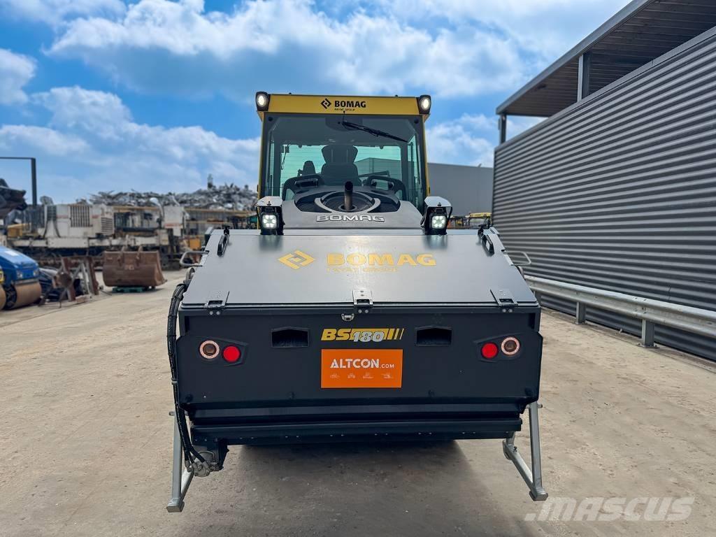 Bomag BW 174 AP-4V タンデムローラ